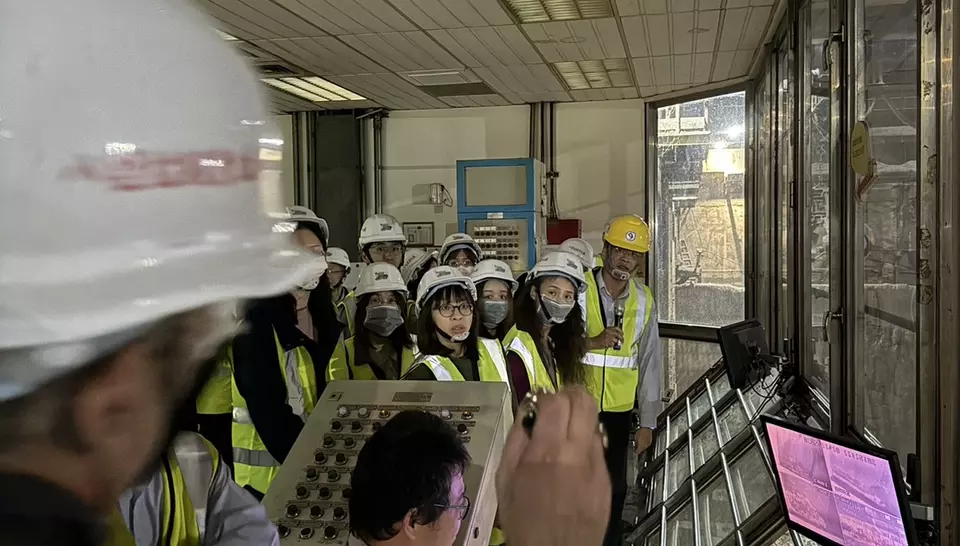 Finance Team Building5