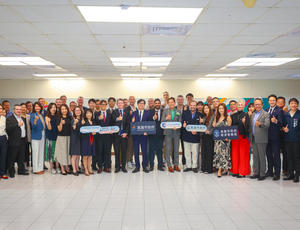 "Blue Dialogue" Forum-1