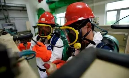 H&S